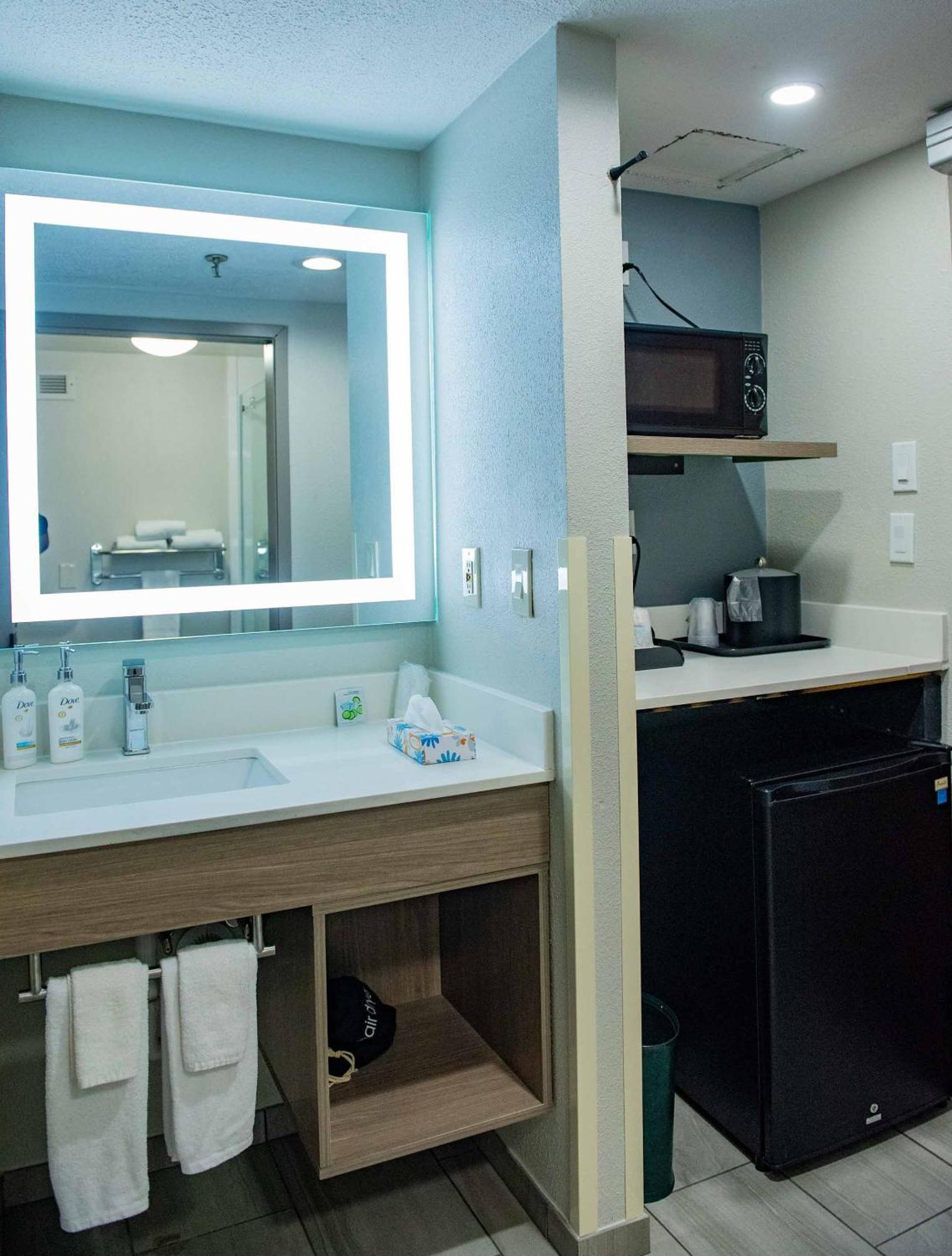 Keene Elm City Hotel, Ascend Hotel Collection מראה חיצוני תמונה