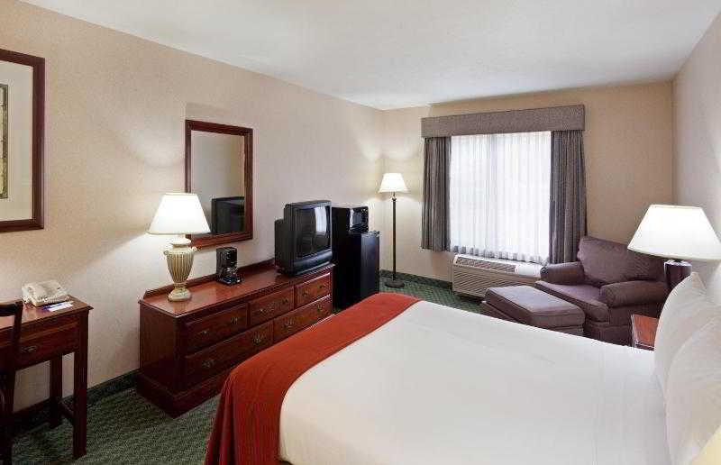 Keene Elm City Hotel, Ascend Hotel Collection חדר תמונה